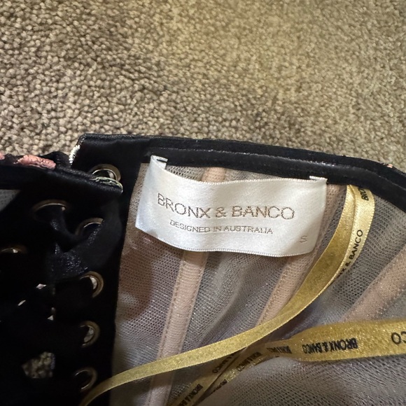 Bouquet Maraya Mini Dress - Picture 5 of 12